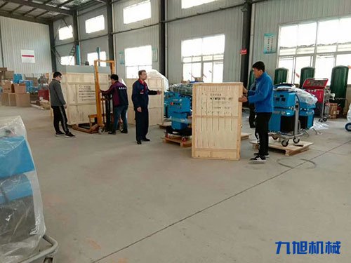 無(wú)錫聚氨酯噴涂(圖1) 濟(jì)南九旭國(guó)內(nèi)聚氨酯設(shè)備生產(chǎn)廠家
